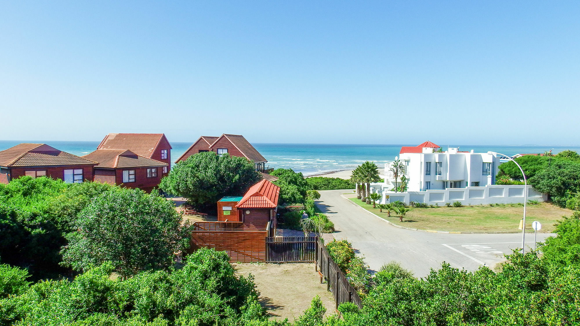 Aston Woods Bed And Breakfast Jeffreys Bay Extérieur photo